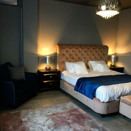 Rubio Residence - Accmonia Luxury Apartment Arad Extérieur photo