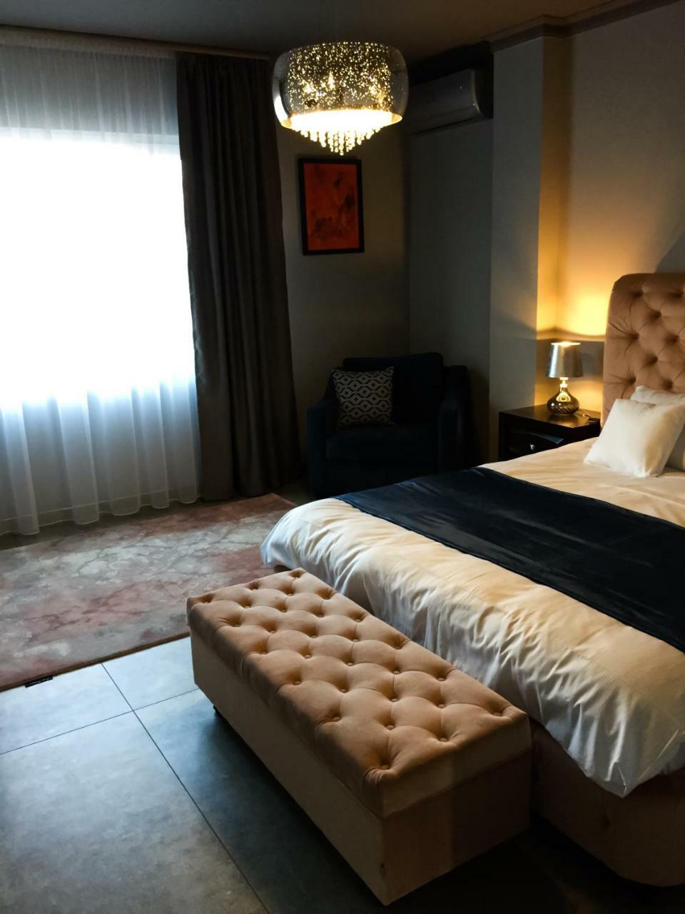 Rubio Residence - Accmonia Luxury Apartment Arad Extérieur photo